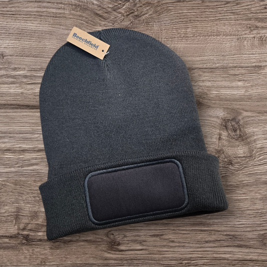 Unisex-Beanie "Dein Logo" (rechteckiger Patch)