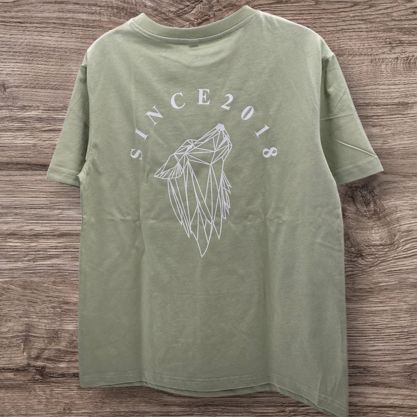 "Wolf" Unisex Oversize Tee Soft Salvia